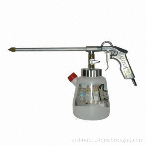 Engine cleaning gun with cup
